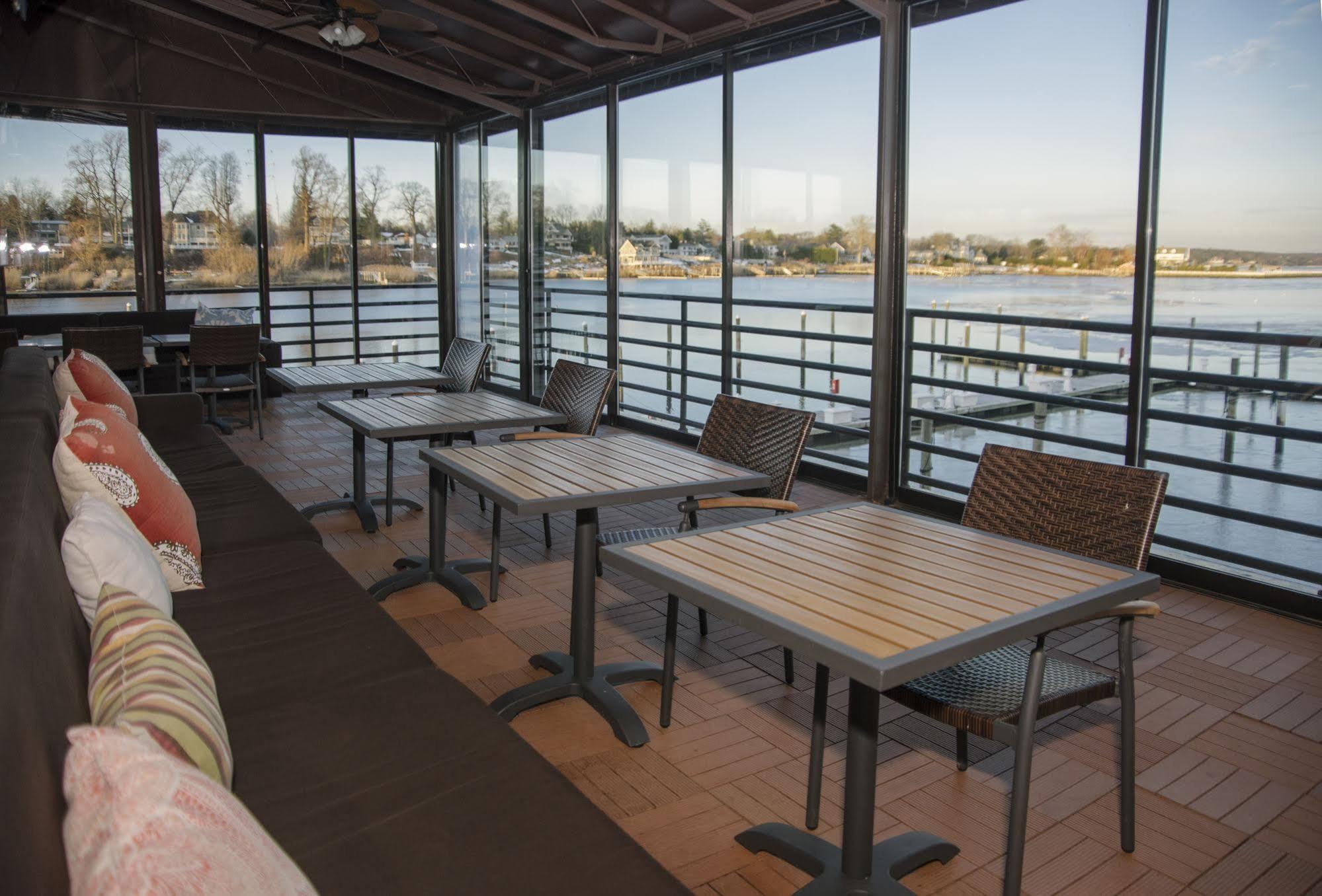 Oyster Point Hotel Red Bank Extérieur photo