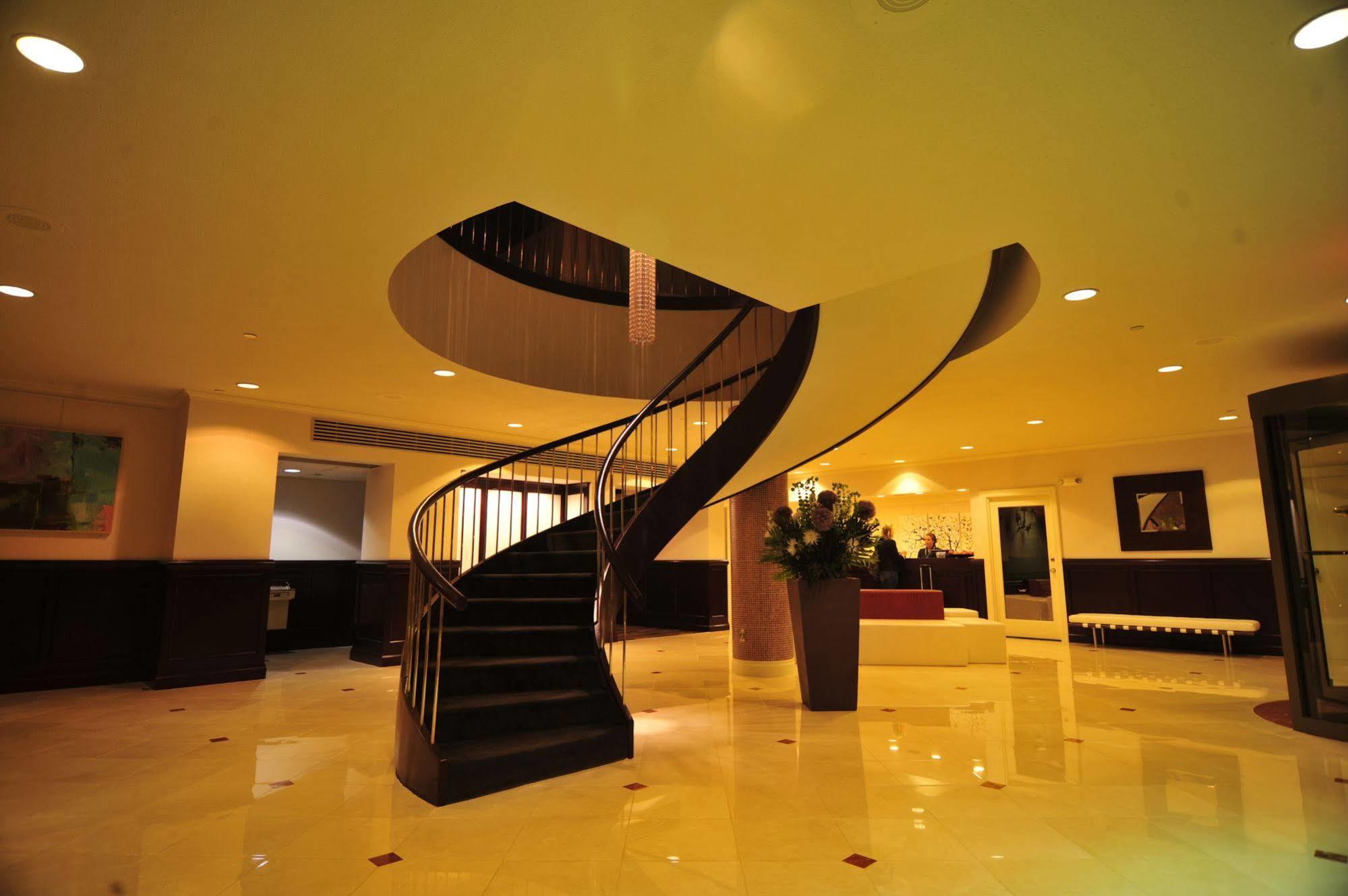 Oyster Point Hotel Red Bank Extérieur photo